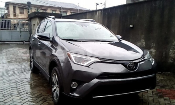 Acheter Occasion Voiture Toyota RAV4 Autre à Luena, Moxico Acheter Occasion Voiture Toyota RAV4 Autre à Luena, Moxico