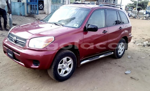 Buy Used Toyota RAV4 Red Car in Luena in Moxico Buy Used Toyota RAV4 Red Car in Luena in Moxico