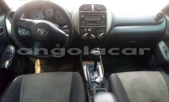Buy Used Toyota RAV4 Red Car in Luena in Moxico Buy Used Toyota RAV4 Red Car in Luena in Moxico