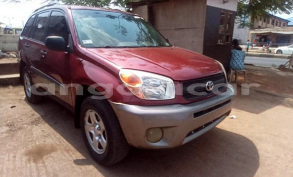 Buy Used Toyota RAV4 Red Car in Luena in Moxico Buy Used Toyota RAV4 Red Car in Luena in Moxico