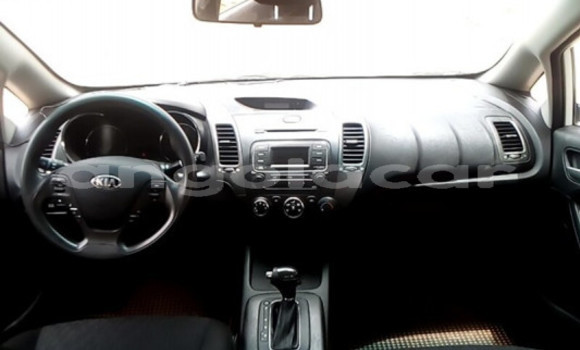 Buy Used Kia K3 White Car in Luena in Moxico Buy Used Kia K3 White Car in Luena in Moxico