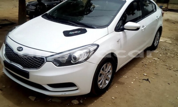 Buy Used Kia K3 White Car in Luena in Moxico Buy Used Kia K3 White Car in Luena in Moxico