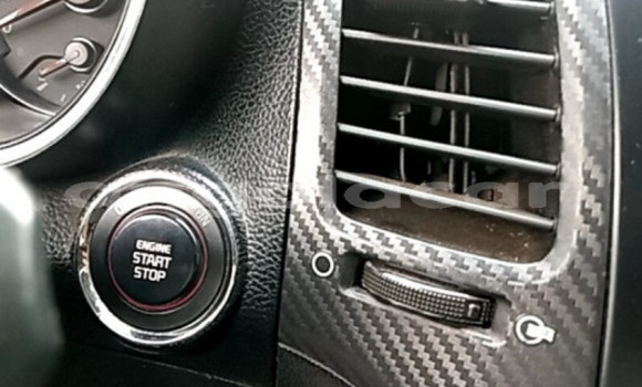 Comprar Usado Kia Cerato Branco Carro em Luena em Moxico Comprar Usado Kia Cerato Branco Carro em Luena em Moxico