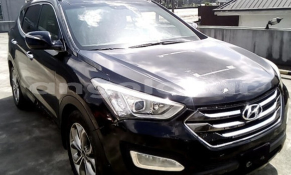 Comprar Usado Hyundai Santa Fe Preto Carro em Luanda em Luanda Province