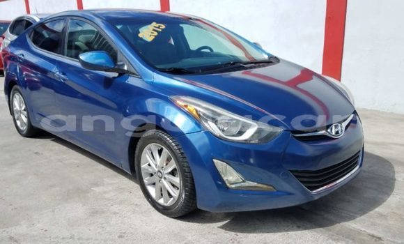 Comprar Usado Hyundai Elantra Azul Carro em Lubango em Huila Province