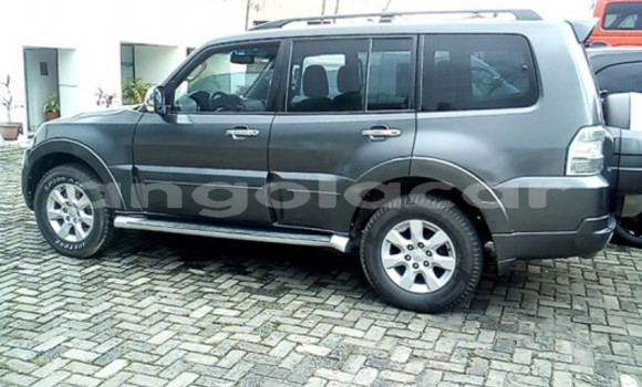 Buy Used Mitsubishi Pajero Black Car in Caxito in Bengo Buy Used Mitsubishi Pajero Black Car in Caxito in Bengo