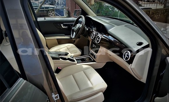 Comprar Usado Mercedes-Benz GLK–Class Prata Carro em Luena em Moxico Comprar Usado Mercedes-Benz GLK–Class Prata Carro em Luena em Moxico