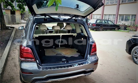Comprar Usado Mercedes-Benz GLK–Class Prata Carro em Luena em Moxico Comprar Usado Mercedes-Benz GLK–Class Prata Carro em Luena em Moxico