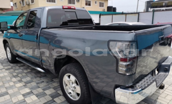 Comprar Usado Toyota Tundra Preto Carro em Luanda em Luanda Province