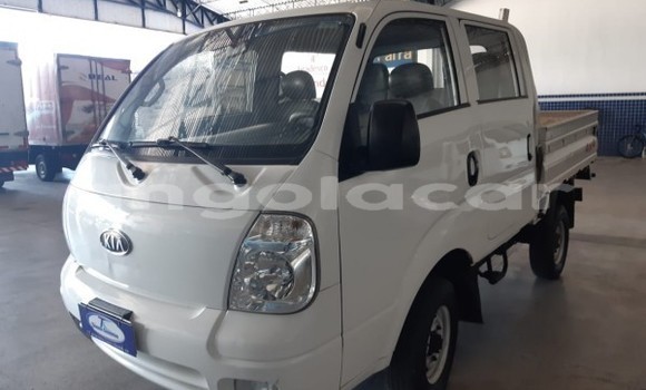 Comprar Usado Kia Lotze Branco Carro em Luena em Moxico