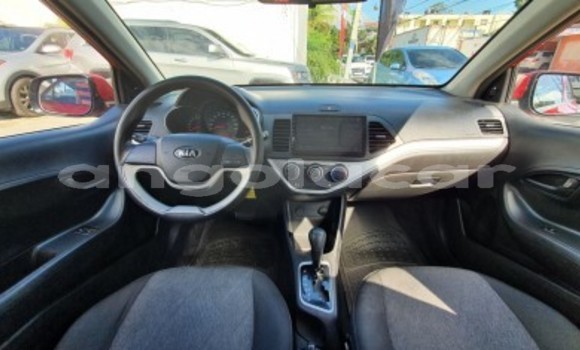 Acheter Occasion Voiture Kia Picanto Rouge à Luanda, Province de Luanda Acheter Occasion Voiture Kia Picanto Rouge à Luanda, Province de Luanda