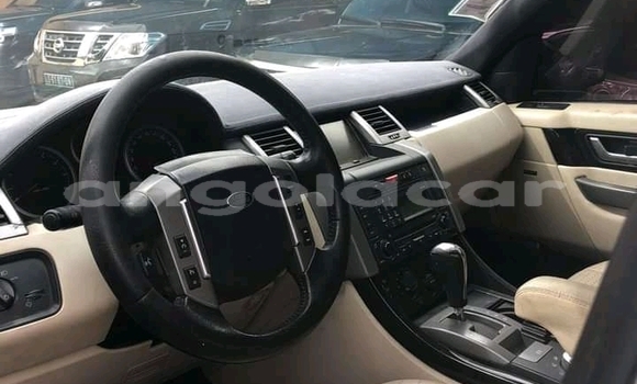 Acheter Occasion Voiture Land Rover Range Rover Blanc à Huambo, Huambo Acheter Occasion Voiture Land Rover Range Rover Blanc à Huambo, Huambo