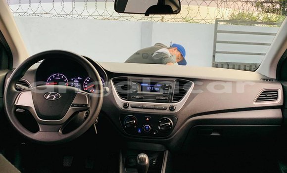 Comprar Usado Hyundai Accent Preto Carro em Benguela em Benguela Comprar Usado Hyundai Accent Preto Carro em Benguela em Benguela