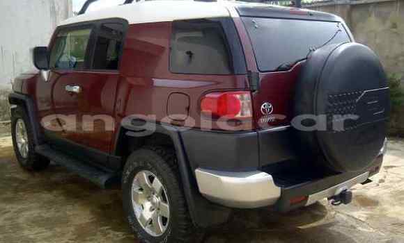 Acheter Occasion Voiture Toyota FJ Cruiser Rouge à Luanda, Province de Luanda Acheter Occasion Voiture Toyota FJ Cruiser Rouge à Luanda, Province de Luanda