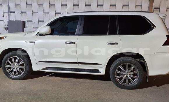 Acheter Occasion Voiture Lexus LX 570 Blanc à Luanda, Province de Luanda Acheter Occasion Voiture Lexus LX 570 Blanc à Luanda, Province de Luanda