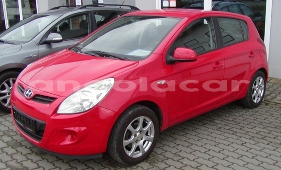 Comprar Usado Hyundai i20 Vermelho Carro em Benguela em Benguela Comprar Usado Hyundai i20 Vermelho Carro em Benguela em Benguela