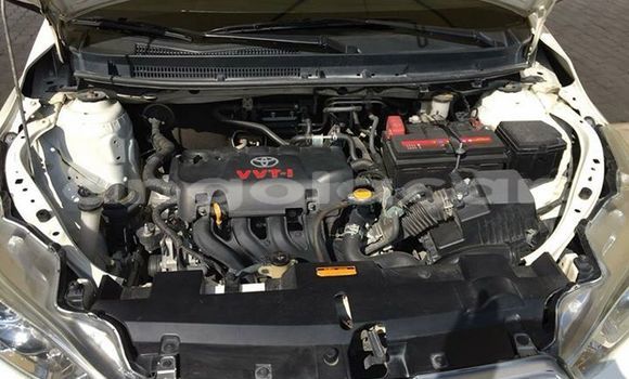 Comprar Usado Toyota Yaris Branco Carro em Benguela em Benguela Comprar Usado Toyota Yaris Branco Carro em Benguela em Benguela