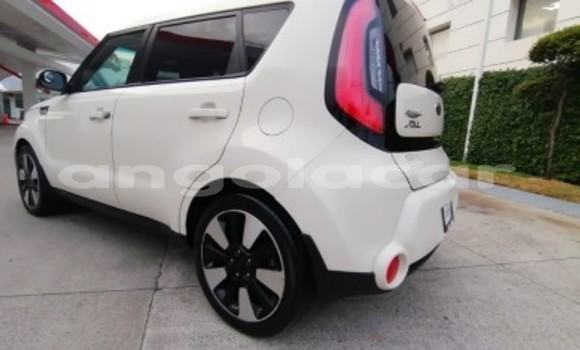 Comprar Usado Kia Soul Branco Carro em Luanda em Luanda Province Comprar Usado Kia Soul Branco Carro em Luanda em Luanda Province