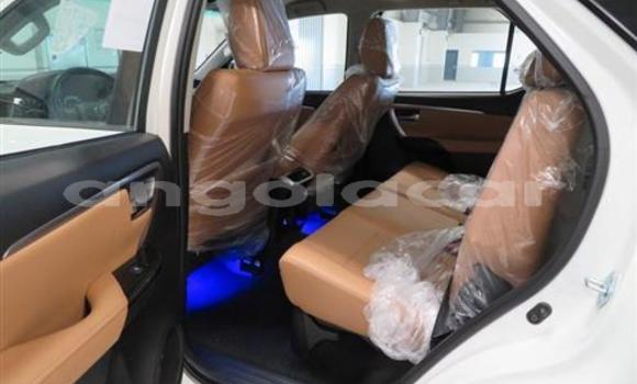 Buy Used Toyota Fortuner White Car in Benguela in Benguela Buy Used Toyota Fortuner White Car in Benguela in Benguela