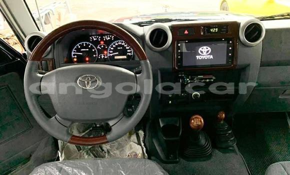 Comprar Usado Toyota Land Cruiser Azul Carro em Benguela em Benguela Comprar Usado Toyota Land Cruiser Azul Carro em Benguela em Benguela
