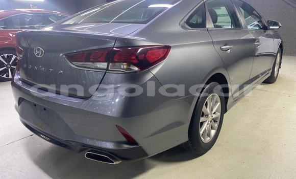 Buy Used Hyundai Sonata Silver Car in Benguela in Benguela Buy Used Hyundai Sonata Silver Car in Benguela in Benguela