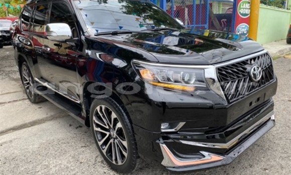 Buy Used Toyota Land Cruiser Prado White Car in Luena in Moxico Buy Used Toyota Land Cruiser Prado White Car in Luena in Moxico