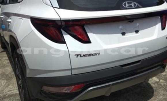 Buy New Hyundai Tucson White Car in Soyo in Zaire Buy New Hyundai Tucson White Car in Soyo in Zaire