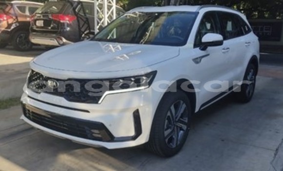 Acheter Occasion Voiture Kia Sorento Blanc à Ondjiva, Province de Cunene Acheter Occasion Voiture Kia Sorento Blanc à Ondjiva, Province de Cunene