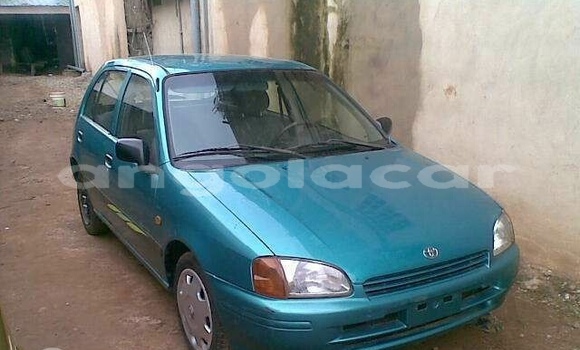 Buy Used Toyota Starlet Green Car in Caala in Huambo Buy Used Toyota Starlet Green Car in Caala in Huambo