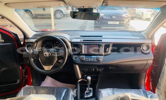 Comprar Usado Toyota RAV4 Vermelho Carro em Benguela em Benguela Comprar Usado Toyota RAV4 Vermelho Carro em Benguela em Benguela