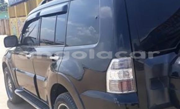 Comprar Usado Mitsubishi Pajero Azul Carro em Luanda em Luanda Province Comprar Usado Mitsubishi Pajero Azul Carro em Luanda em Luanda Province
