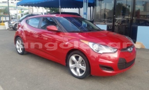 Comprar Usado Hyundai Veloster Vermelho Carro em Luanda em Luanda Province