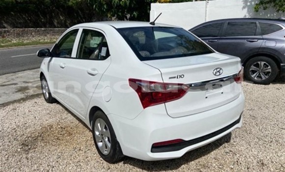 Buy New Hyundai i10 Other Car in N'zeto in Zaire Buy New Hyundai i10 Other Car in N'zeto in Zaire