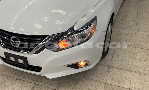 Acheter Occasion Voiture Nissan Altima Blanc à Benguela, Benguela
