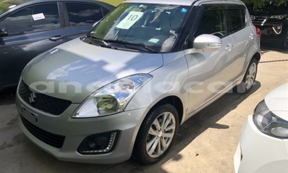 Comprar Usado Suzuki Swift Prata Carro em Luanda em Luanda Province Comprar Usado Suzuki Swift Prata Carro em Luanda em Luanda Province