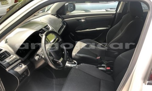 Acheter Occasion Voiture Suzuki Swift Gris à Luanda, Province de Luanda Acheter Occasion Voiture Suzuki Swift Gris à Luanda, Province de Luanda
