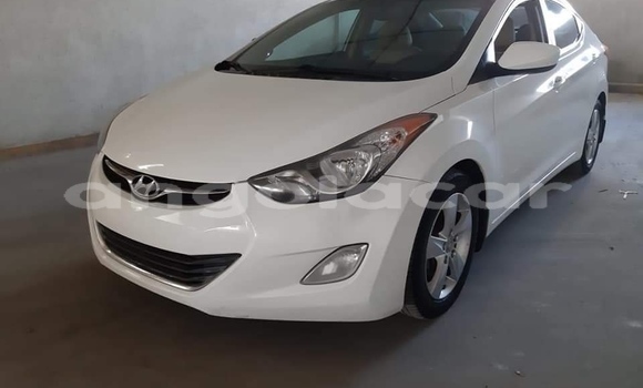 Buy Used Hyundai Elantra White Car in Benguela in Benguela