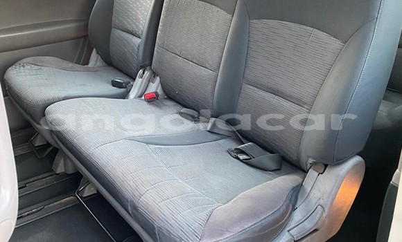 Buy Used Hyundai H1 White Car in Benguela in Benguela Buy Used Hyundai H1 White Car in Benguela in Benguela