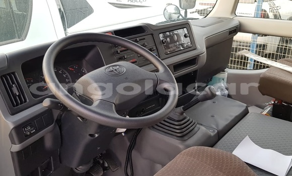 Buy Used Toyota Coaster White Car in Benguela in Benguela Buy Used Toyota Coaster White Car in Benguela in Benguela