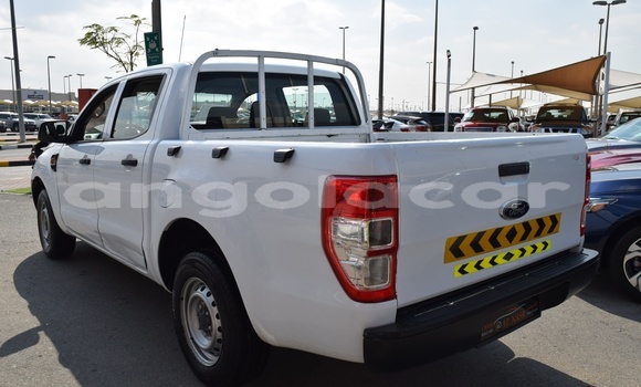 Comprar Usado Toyota Hilux Branco Carro em Benguela em Benguela Comprar Usado Toyota Hilux Branco Carro em Benguela em Benguela