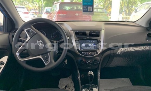 Acheter Occasion Voiture Hyundai Accent Bleu à Luena, Moxico Acheter Occasion Voiture Hyundai Accent Bleu à Luena, Moxico