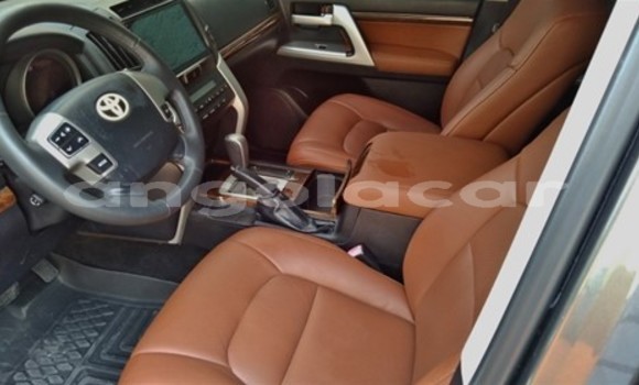 Comprar Usado Toyota Land Cruiser Preto Carro em Luena em Moxico Comprar Usado Toyota Land Cruiser Preto Carro em Luena em Moxico