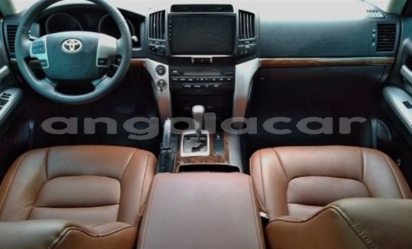 Comprar Usado Toyota Land Cruiser Preto Carro em Luena em Moxico Comprar Usado Toyota Land Cruiser Preto Carro em Luena em Moxico