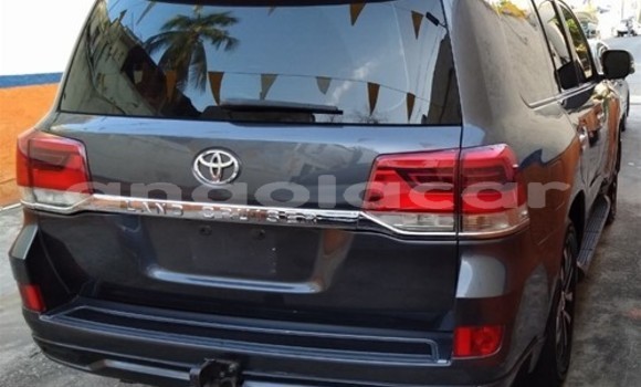 Comprar Usado Toyota Land Cruiser Preto Carro em Luena em Moxico Comprar Usado Toyota Land Cruiser Preto Carro em Luena em Moxico