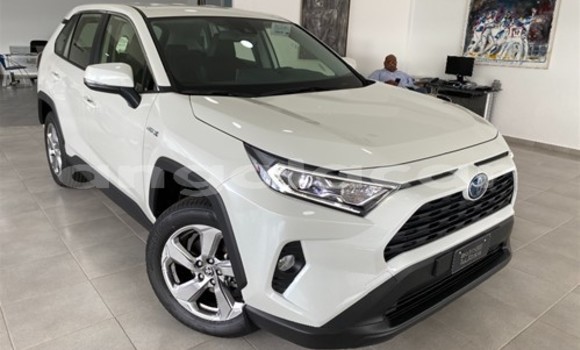 Acheter Occasion Voiture Toyota RAV4 Blanc à Luena, Moxico Acheter Occasion Voiture Toyota RAV4 Blanc à Luena, Moxico