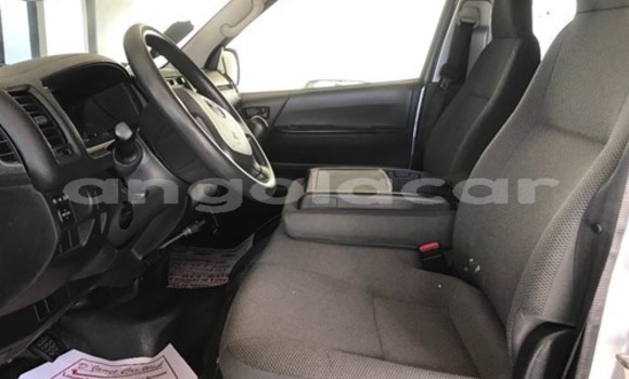 Acheter Occasion Voiture Toyota Hiace Gris à Luena, Moxico Acheter Occasion Voiture Toyota Hiace Gris à Luena, Moxico