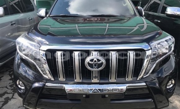 Comprar Usado Toyota Land Cruiser Prado Preto Carro em Luena em Moxico