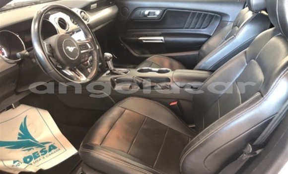 Acheter Occasion Voiture Ford Mustang Blanc à Luena, Moxico Acheter Occasion Voiture Ford Mustang Blanc à Luena, Moxico