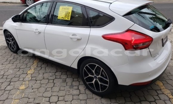 Acheter Occasion Voiture Ford Focus Blanc à Luena, Moxico Acheter Occasion Voiture Ford Focus Blanc à Luena, Moxico