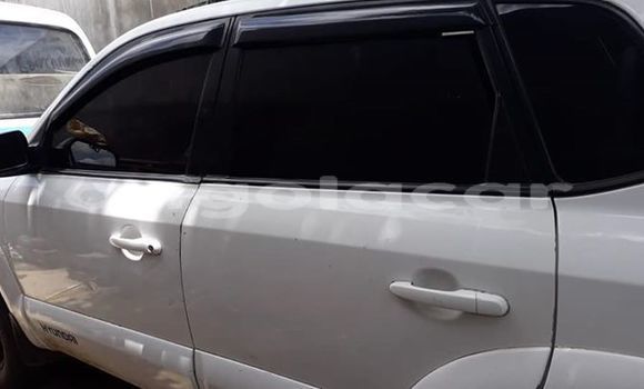 Comprar Usado Hyundai Tucson Branco Carro em Luanda em Luanda Province Comprar Usado Hyundai Tucson Branco Carro em Luanda em Luanda Province